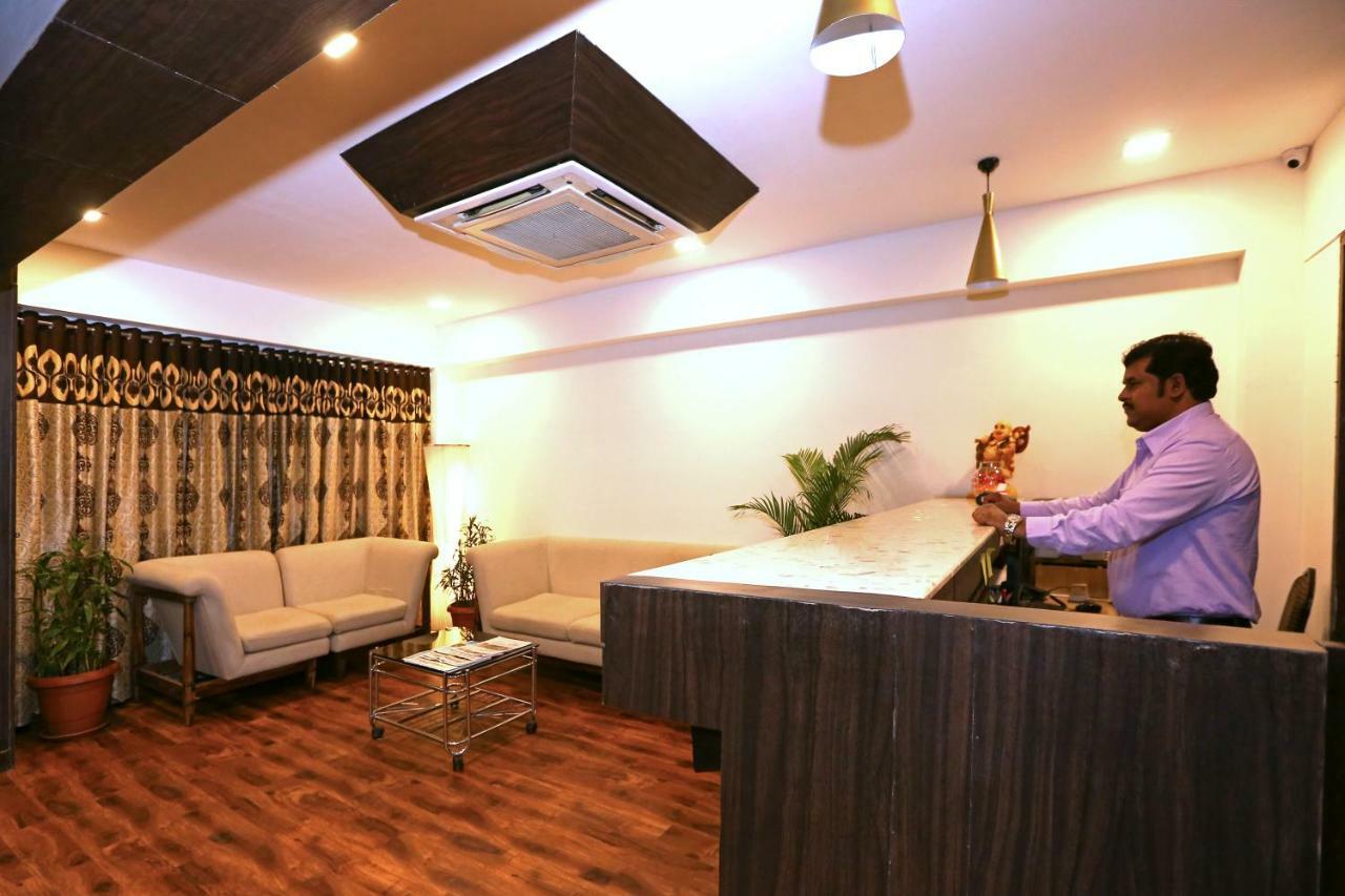 Hotel Shantidoot, Dadar Mālād 外观 照片