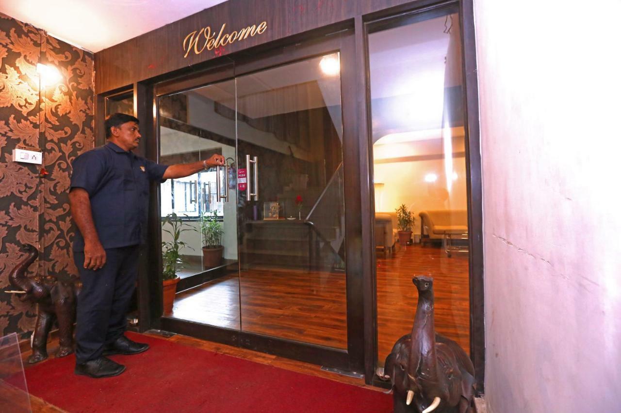 Hotel Shantidoot, Dadar Mālād 外观 照片