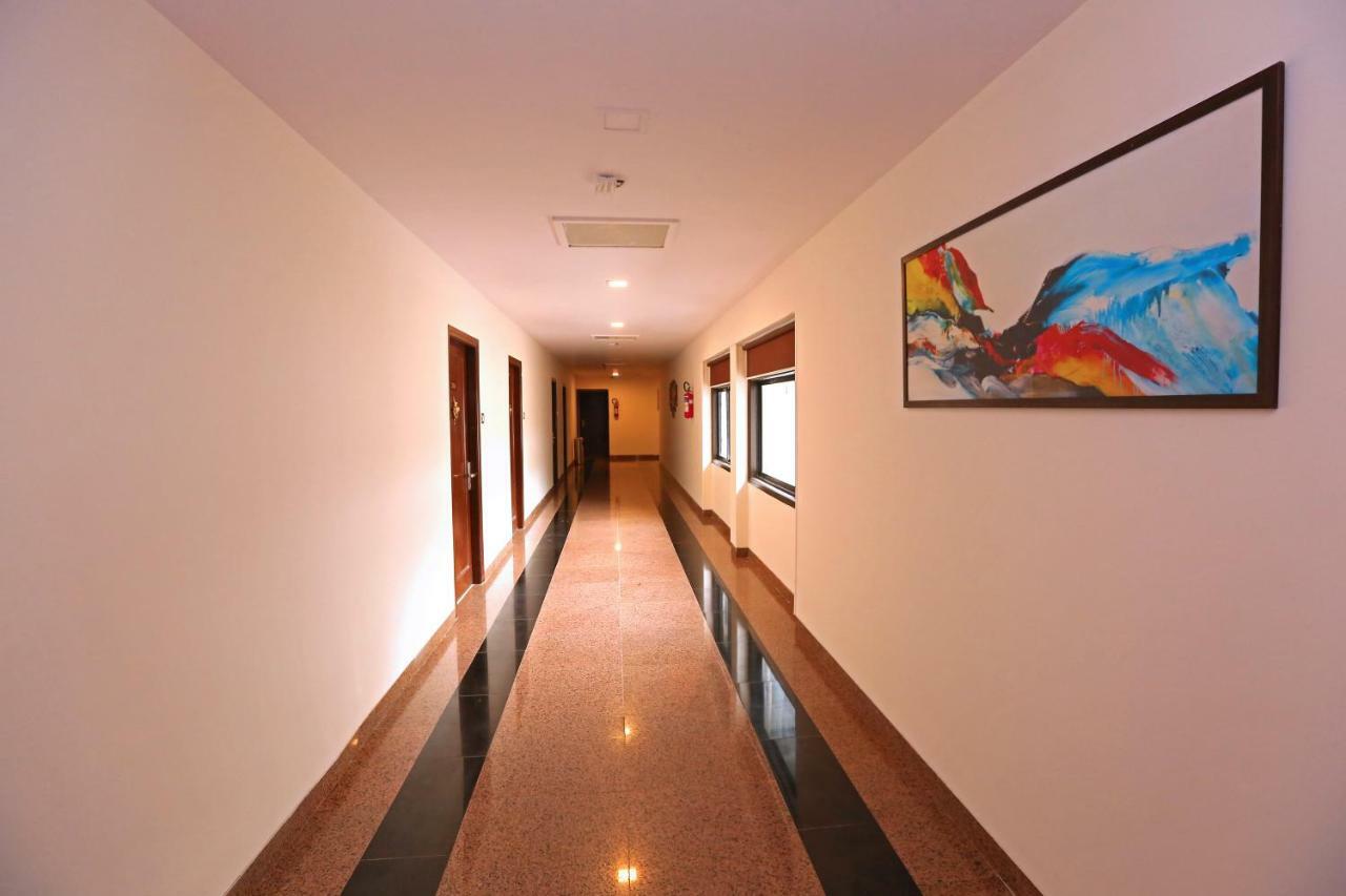 Hotel Shantidoot, Dadar Mālād 外观 照片