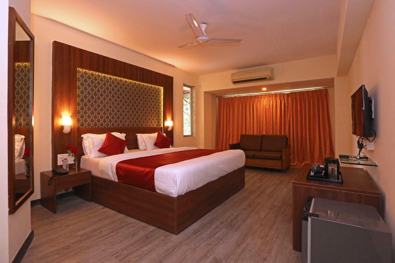 Hotel Shantidoot, Dadar Mālād 外观 照片