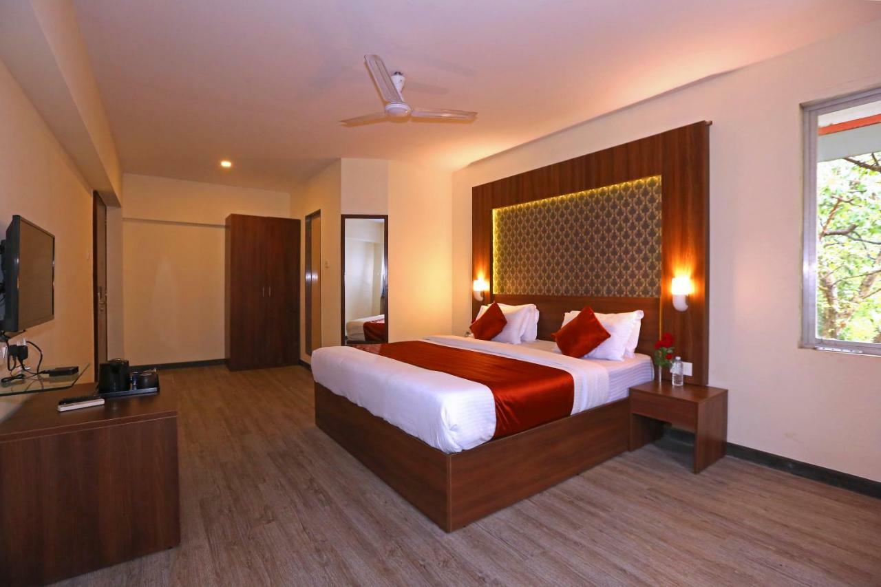 Hotel Shantidoot, Dadar Mālād 外观 照片