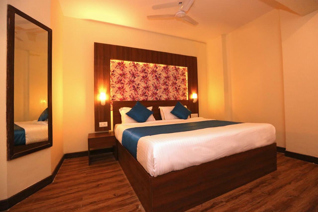 Hotel Shantidoot, Dadar Mālād 外观 照片
